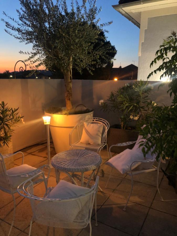 Une Maison Bleue Villa Piolenc Eksteriør billede